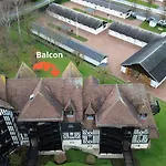 Piscine, Balcon, Stationnement, Vue Box Hippodrome Deauville