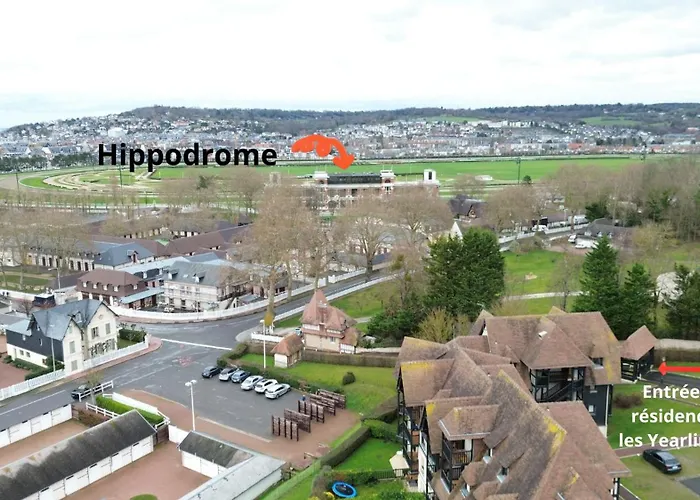 Apartment Piscine, Balcon, Stationnement, Vue Box Hippodrome Deauville