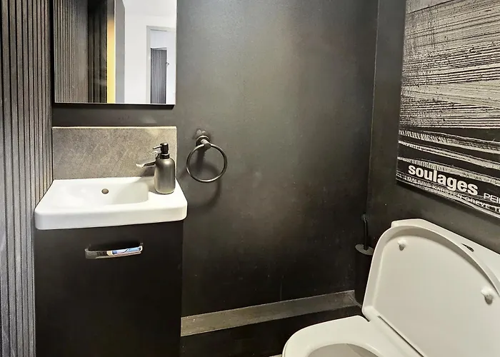 Piscine, Balcon, Stationnement, Vue Box Hippodrome